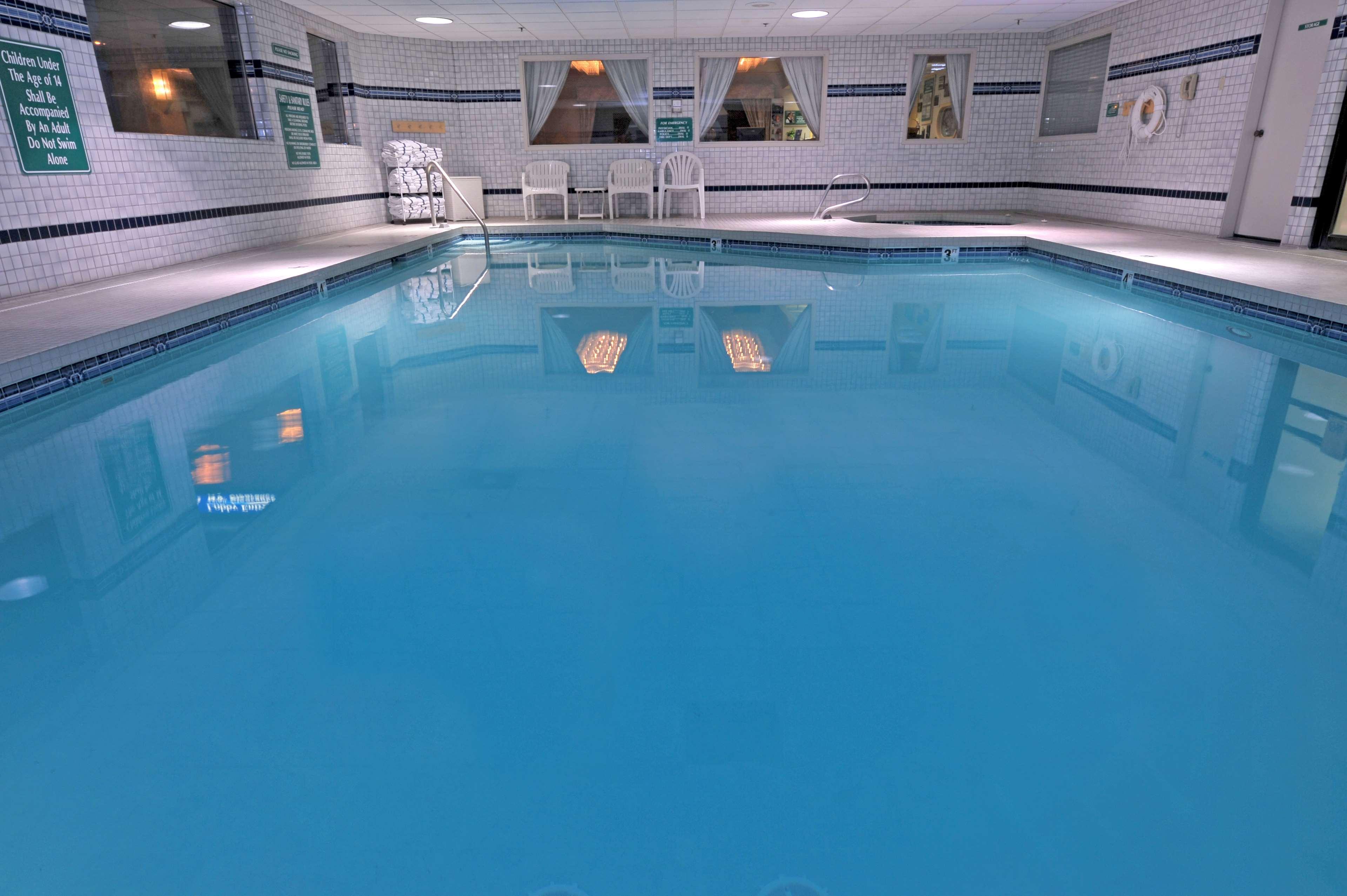 Shilo Inn Suites Hotel - Nampa Suites Einrichtungen foto