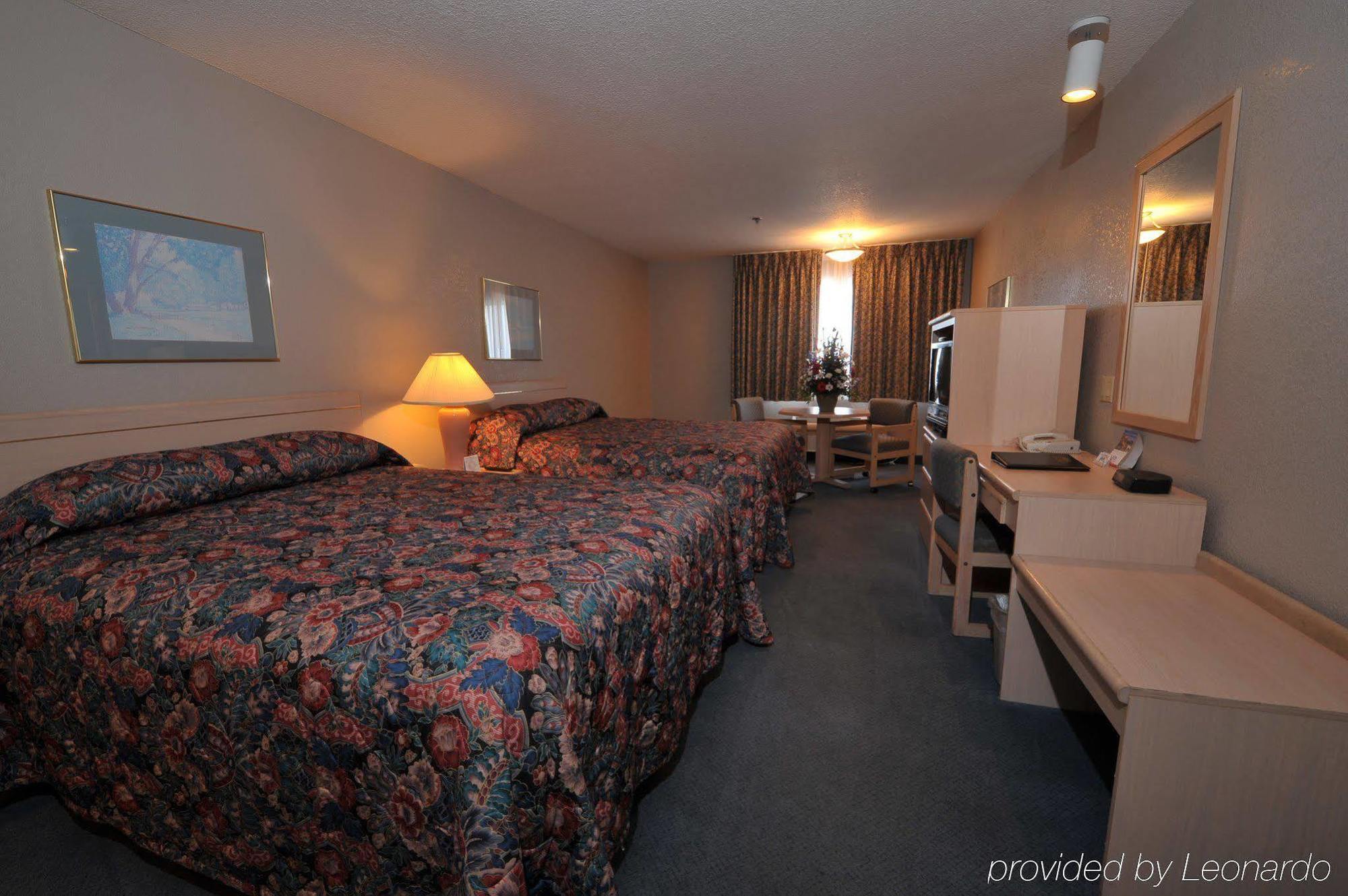 Shilo Inn Suites Hotel - Nampa Suites Zimmer foto
